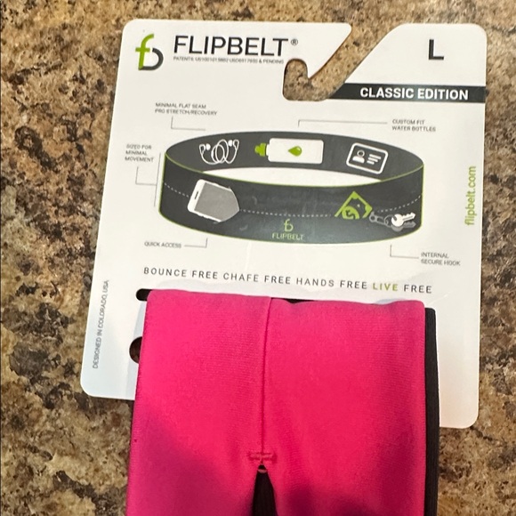 FlipBelt Pink Running Belt size large nwt - Picture 2 of 5